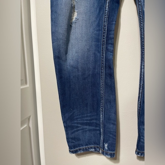 Zara Destroyed Basic Z1975 Jeans - Picture 4 of 10